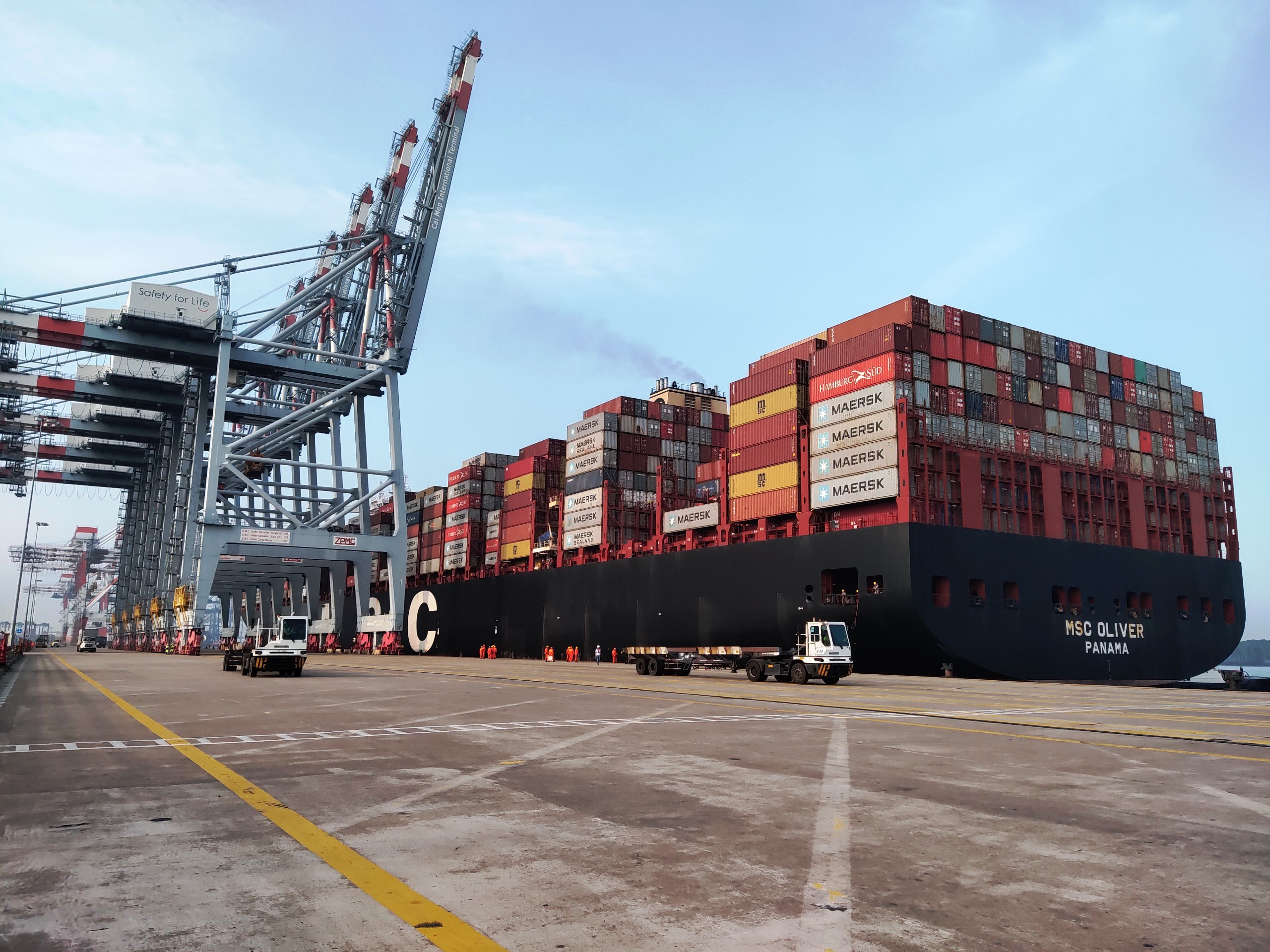 MSC OLIVER calls at CMIT – MSC’s largest container vessel to ever berth in Vietnam